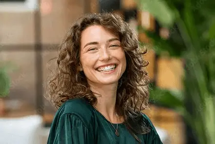 Profils de femmes célibataires Cholet, agence matrimoniale Unicis Cholet